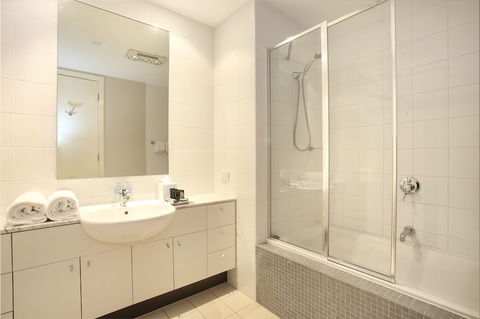 Brighton Bay Apartments - Stayed 6
