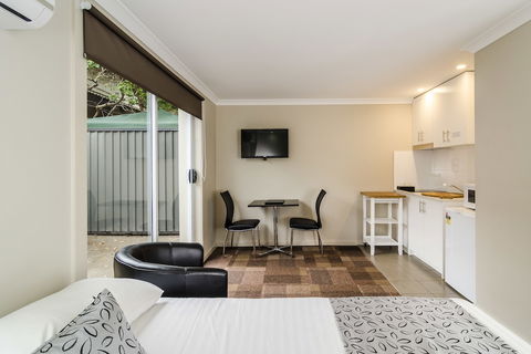 Parkville Place Serviced Apartments - Stayed 5