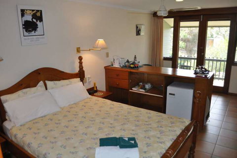 The Fig Tree B & B - Stays Accommodation 6