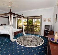 Willow Tree Estate - Stayed