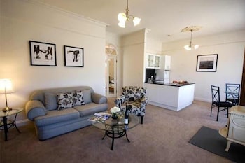 Brice Hill Country Lodge - Stayed 5