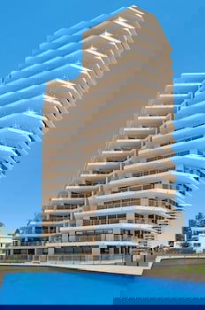 Beachside Tower - Stayed 2