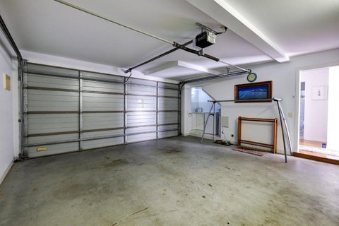 BEACH BAY BEE PET FRIENDLY - Stays Accommodation 1