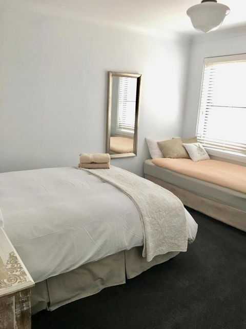 99 Hill Street Apartments - Stayed 2