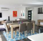 Bens Place modern  convenient - Stayed