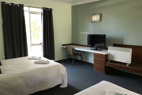 Walpole Hotel Motel - Stayed 2