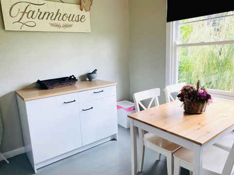 Bush Retreat Farm House - Stays Accommodation 5