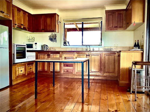 Gilgraves Vineyard Farmstay - Stayed 4