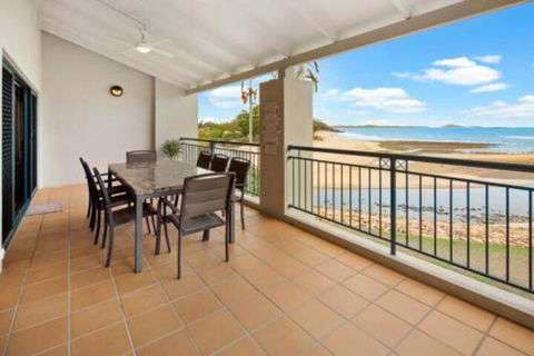 Luxury Beach Unit Dolphin Heads - Stayed 1