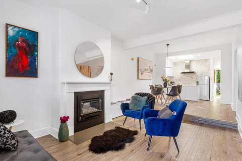 Colonial Hampdens C.1840 Luxury Georgian House - Stayed 2