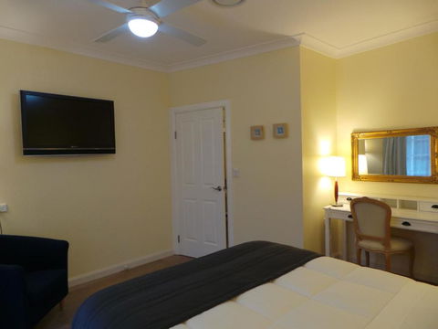 Colins Garden - Stayed 3
