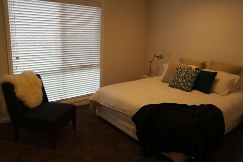 Sisters Beach Paradise - Stayed 1