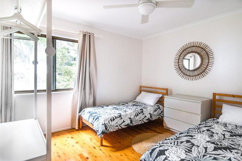 Beach Buoys - Stayed 2