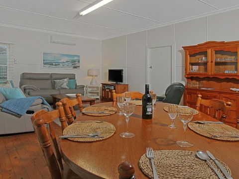The Marlin A Gem Close To Rock Pools - Stayed 3
