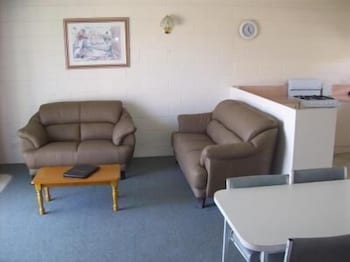 Black Swan Motor Inn - Stayed 5