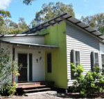 24 Esprit Drive Beach home with open plan living  walking distance to beach - Stayed