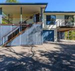 12 Ibis Court Highset beach house with natural bushland gardens  covered decks - Stayed
