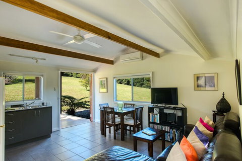 Afterglow Cottages - Stays Accommodation 5