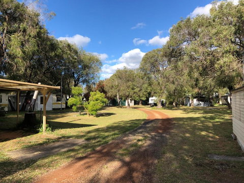 Lazy Days Caravan Park - Stayed 6
