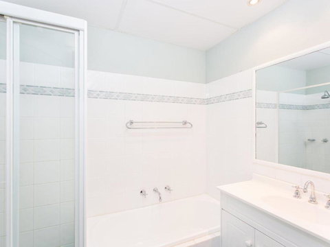 Castillo Del Mar 10 Lake View Roof Terrace With Spa - Stays Accommodation 6