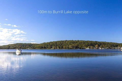 Elevated Views At Burrill Lake 17 Canberra Cres - Stayed 1