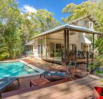 7 Naiad Court Rainbow Shores Perfect Beach House Swimming Pool  Walk To Beach Aircon Wi Fi - Stayed