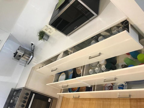 15 Esprit Drive Rainbow Shores Gorgeous Modern Beach House - Stayed 4