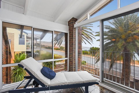 Palms On The Esplanade Sellicks Beach WiFi - Stayed 2