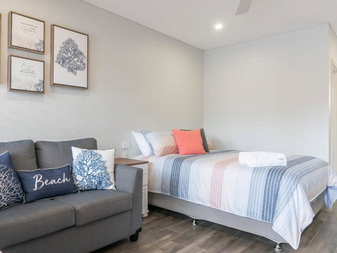 Coasters 18 - Stayed 1