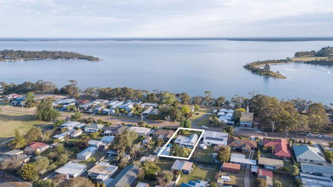 Windsong Pet Friendly Wifi & Close To Water - Stays Accommodation 1