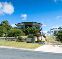 Blue Water Retreat Upstairs  Downstairs - Stays Accommodation