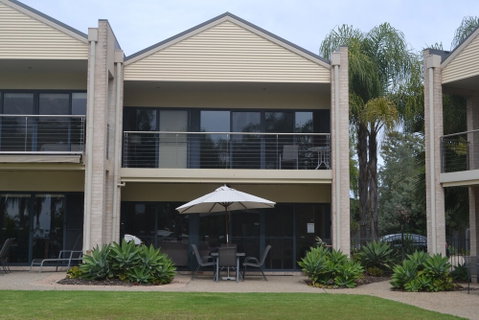 Elsinor Townhouse 4 Mulwala - Stayed 1
