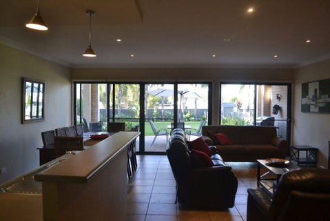 Elsinor Townhouse 4 Mulwala - Stayed 6