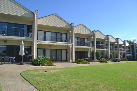 Elsinor Townhouse 4 Mulwala - Stayed 0