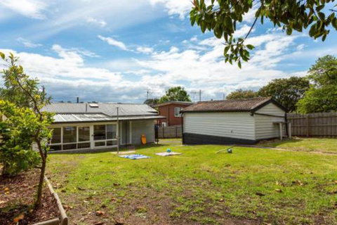 A Wave From It All - Stayed 3