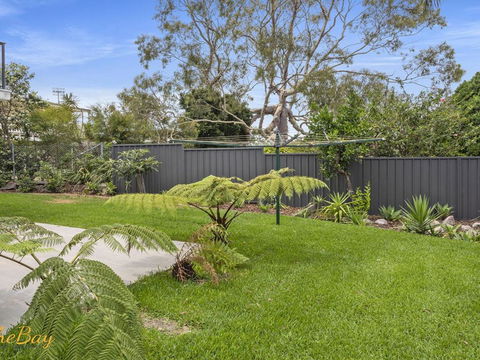 Karinya At Little Beach Downstairs - Stayed 5