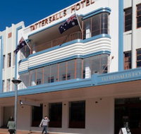 Tattersalls Hotel - Stayed