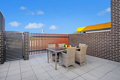 G149 Apt 2 - Stayed 7