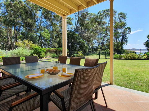 Pelican Beach House 2 Macleay Street - Stayed 6