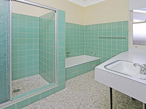 GOLF 39 MOLLYMOOK BEACH - Stayed 3