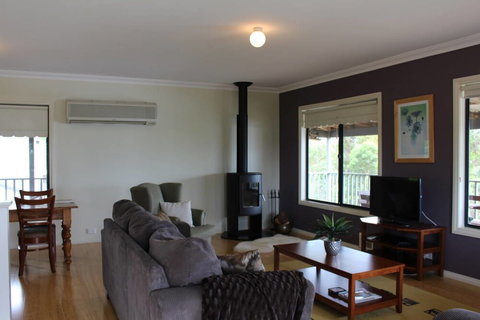 Waterside View - Stayed 2