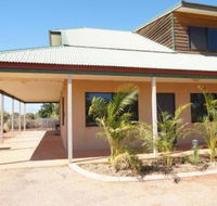 Ningaloo Breeze Villa 6 3 Bedroom Fully Self Contained Holiday Accommodation - Stayed