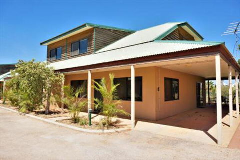 Ningaloo Breeze Villa 3 3 Bedroom Fully Self Contained Holiday Accommodation - Stayed 0
