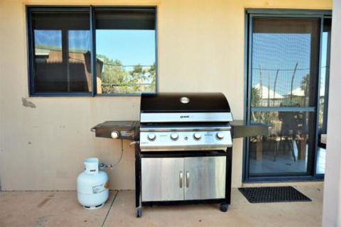Ningaloo Breeze Villa 2 3 Bedroom Fully Self Contained Holiday Accommodation - Stayed 2