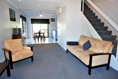 Ningaloo Breeze Villa 2 3 Bedroom Fully Self Contained Holiday Accommodation - Stayed 6