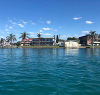 Lakeside Flats 5 - Stays Accommodation