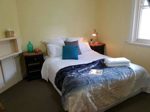 Cute Cottage On Byng Walk To Town & Pet Friendly - Stayed 3