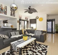 Marilyns Place Private  Spacious  Central - Stays Accommodation