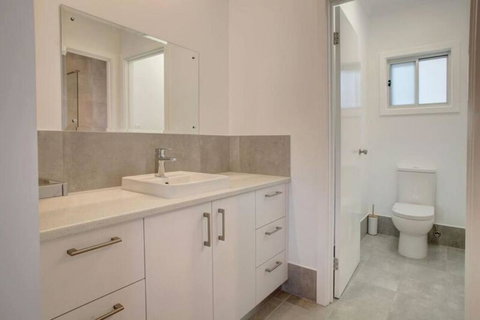 Grey On The Bay - Stayed 4