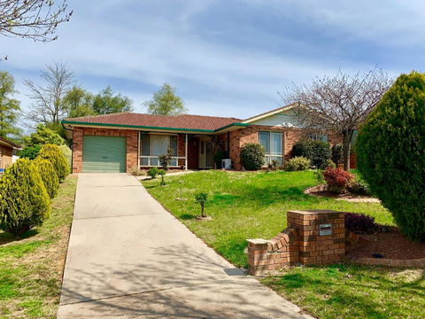 Tidy Home In A Leafy Suburb Great Location - Stayed 6